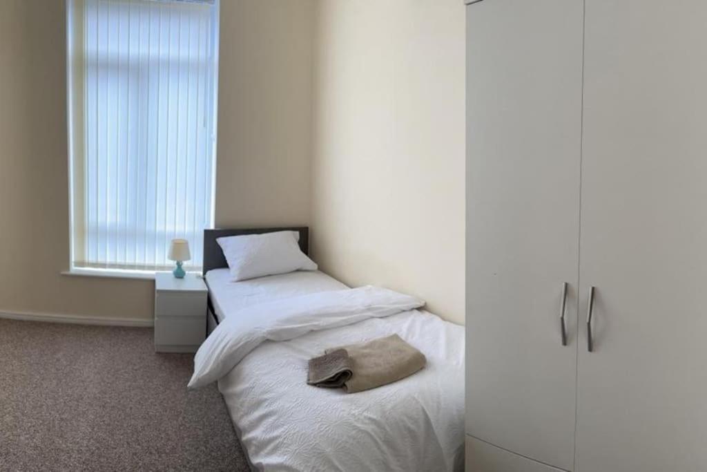 Rooms 7 Minutes From Etihad Manchester Zewnętrze zdjęcie