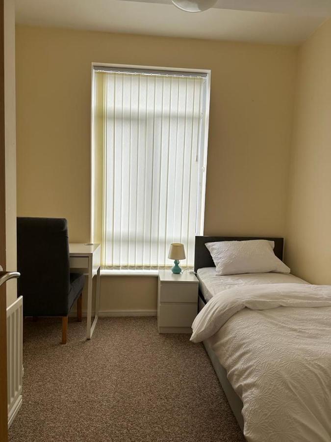 Rooms 7 Minutes From Etihad Manchester Zewnętrze zdjęcie
